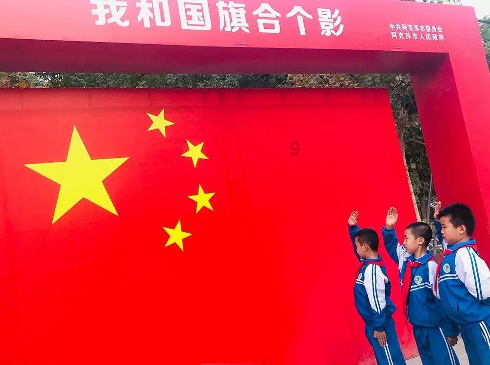 呼和浩特综保区首列中欧回程班列顺利抵达